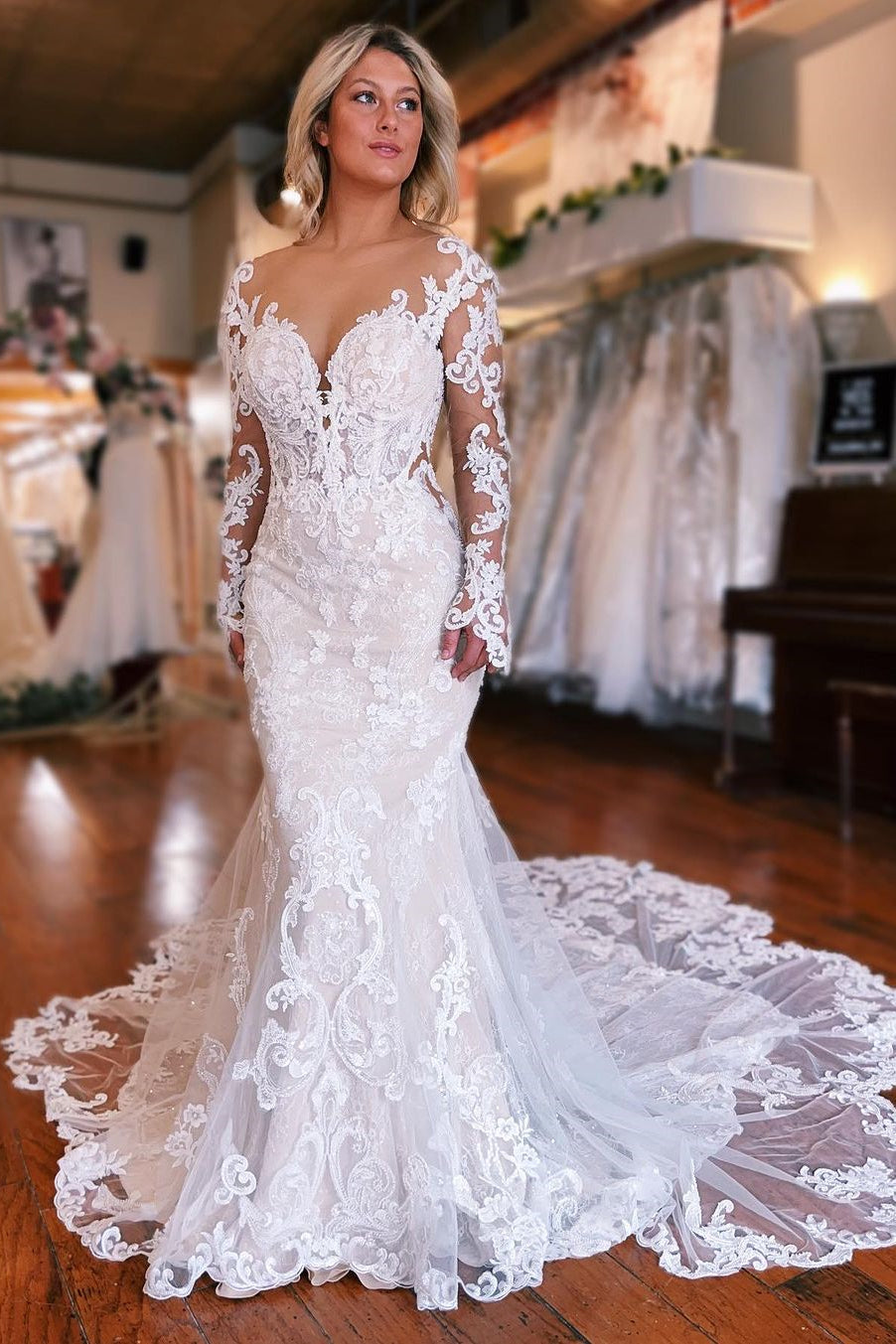 Fabulous Long Mermaid Backless V-neck Lace Wedding Gown With Detachable Train