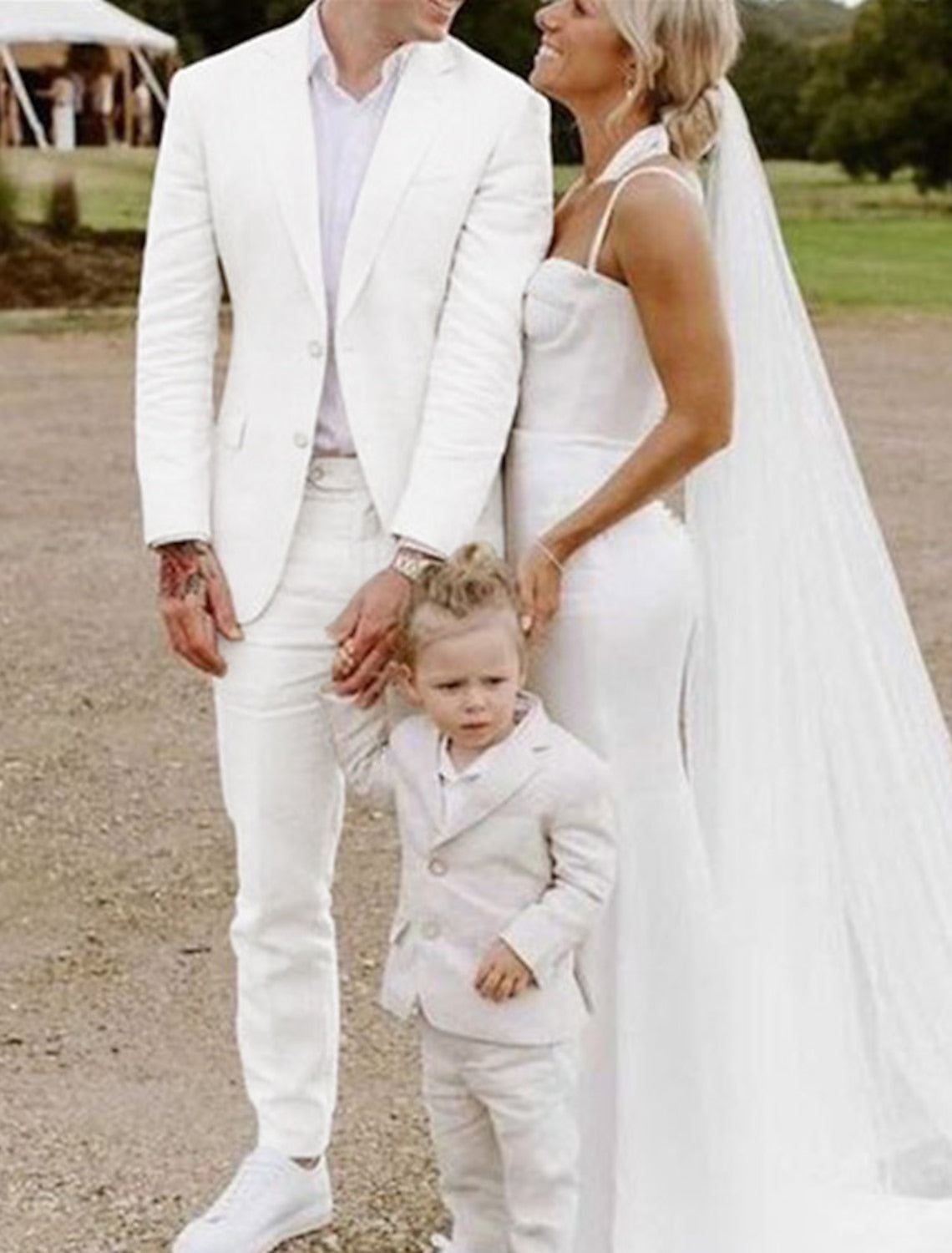 Two-Piece Solid Colored Wedding Suits For Men Tailored Fit With Single Breasted Two-Button Design-BMbridal