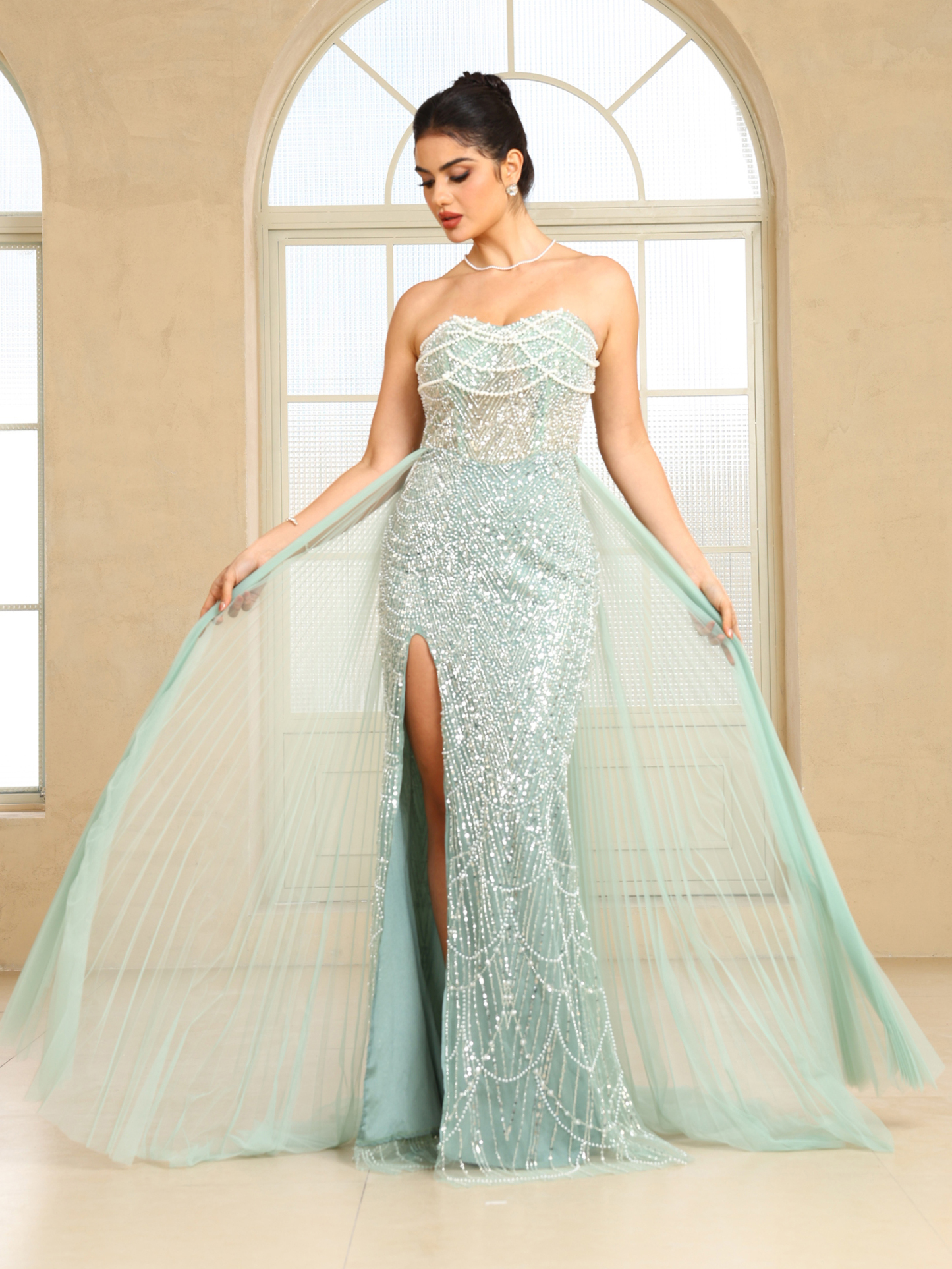 BMbridal Sparkling Strapless Mermaid Gown with High - Slit and Tulle Train: A Showstopper for Special Occasions