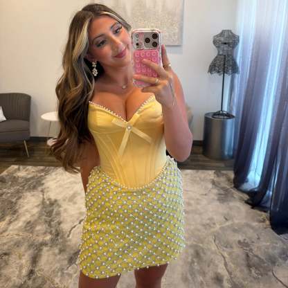 Strapless Pearl Rhinestone Grid Corset Homecoming Dress Sweetheart Bodycon Mini