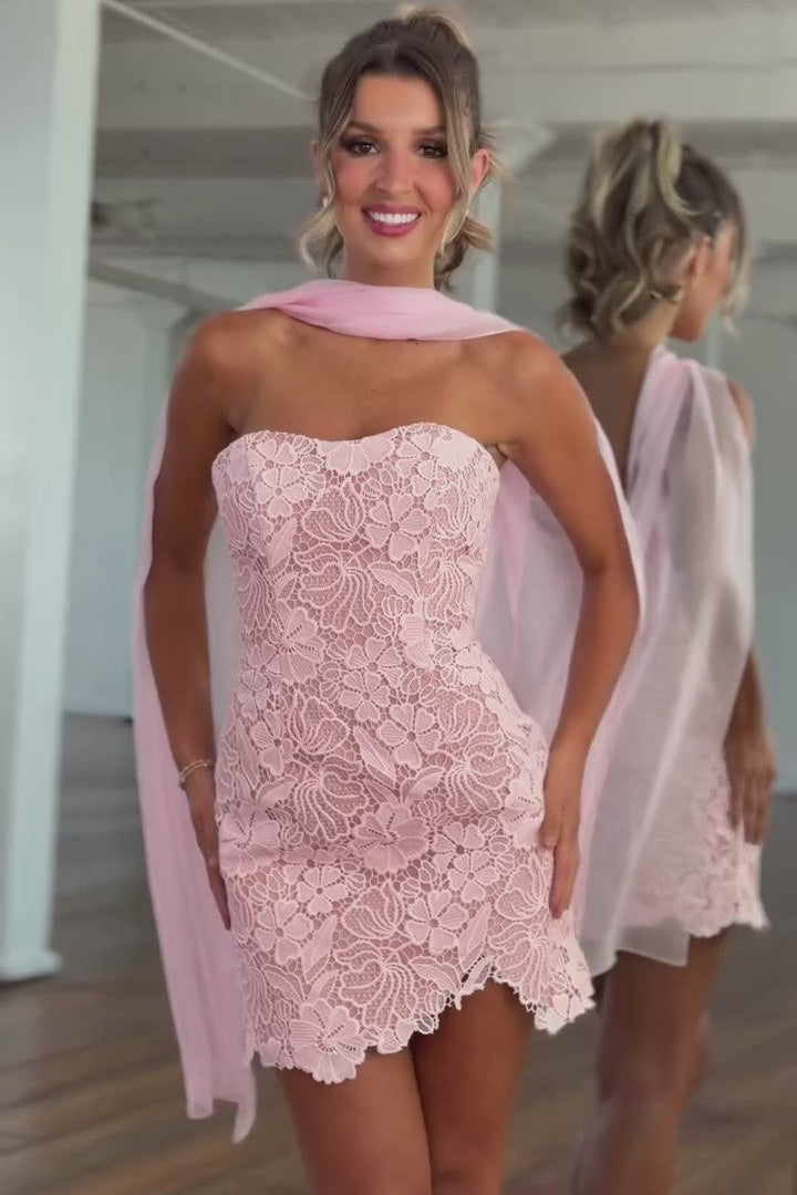 Strapless Sweetheart Lace Bodycon Homecoming Dress with Chiffon Cape Mini