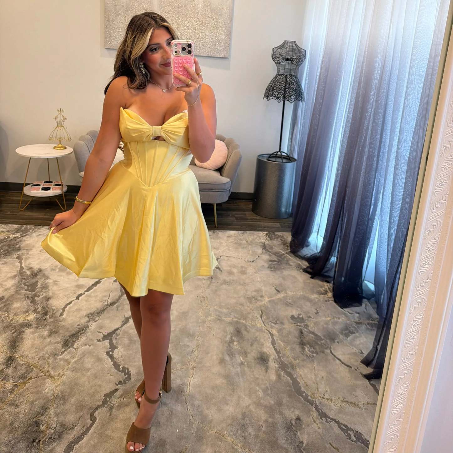 Sweetheart Strapless Bow Cutout Satin Corset Homecoming Dress A-Line Mini Lace-Up Open Back