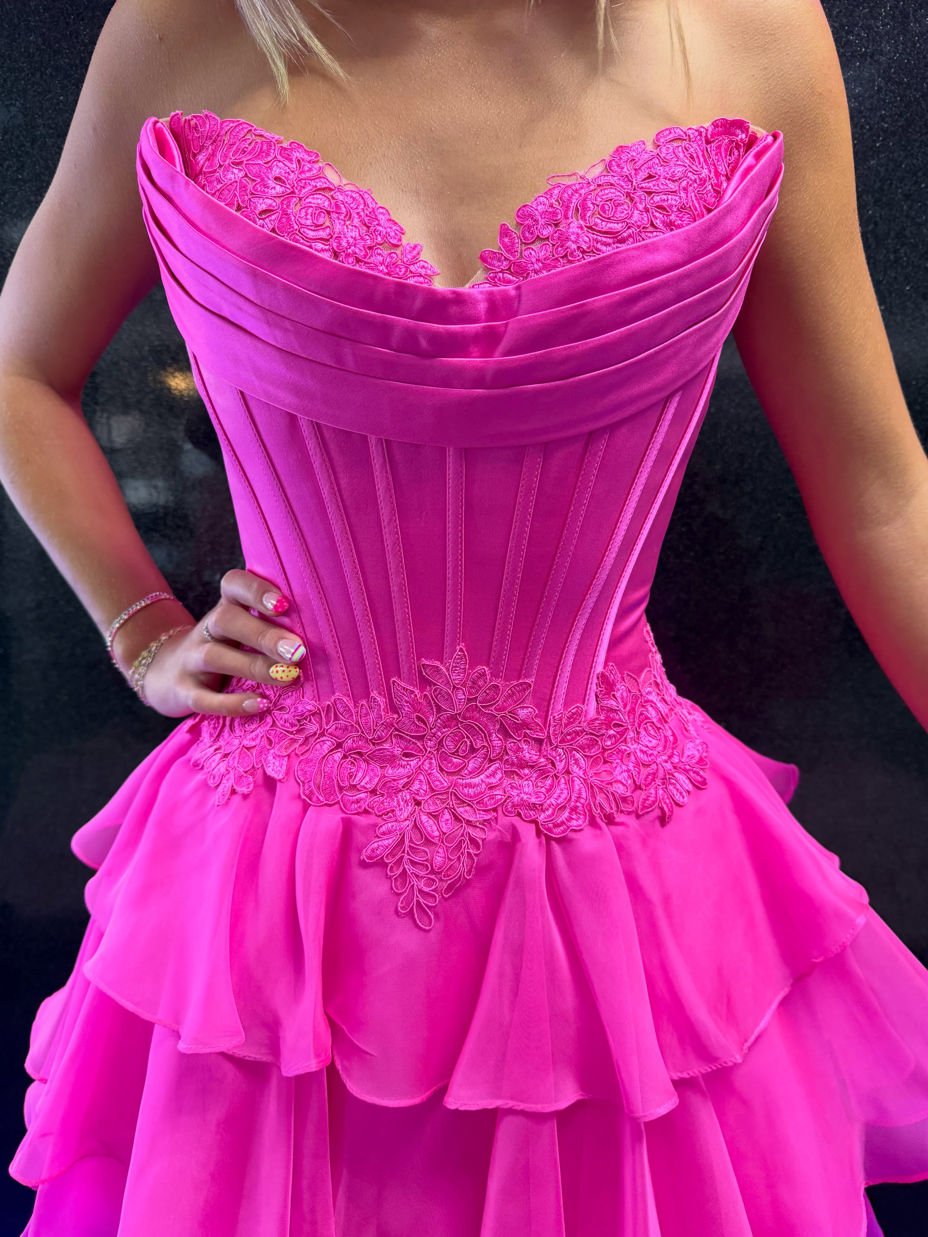 Sweetheart Strapless Corset Homecoming Dress Lace Applique Tiered Ruffle Chiffon Mini