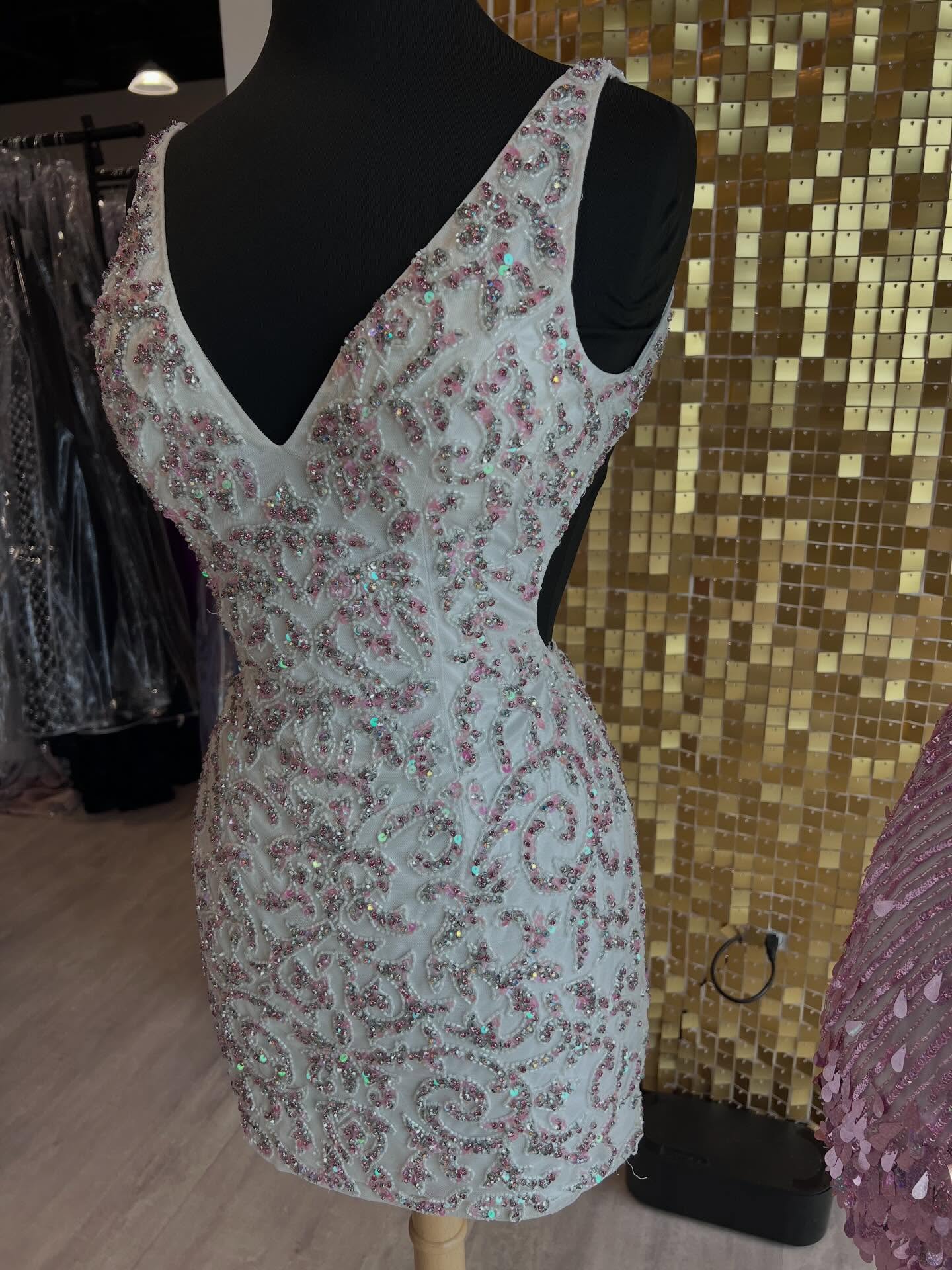 V-Neck Spaghetti Straps Rhinestone Homecoming Dress Baroque Scroll Bodycon Mini Open Back