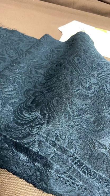 Glamorous Black Jacquard Shawl Lapel Two Pieces Wedding Suits with pants