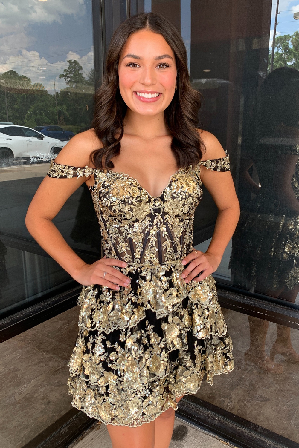 Sparkly A-Line Black Tiered Short Homecoming Prom Dress with Lace