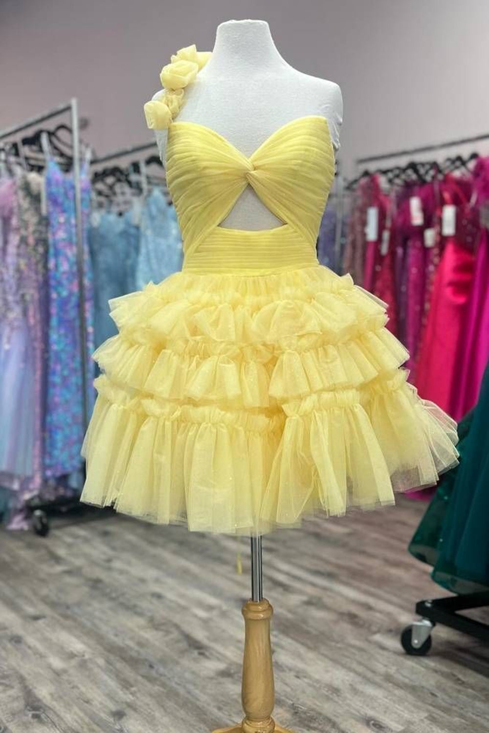 Yellow One Shoulder A-Line Tulle Tiered Short Homecoming Dress
