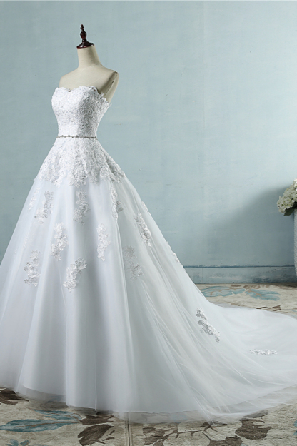 BMbridal Sexy Strapless Sweetheart Tulle Wedding Dress Sleeveless Appliques Bridal Gowns with Beadings Sash-BMbridal