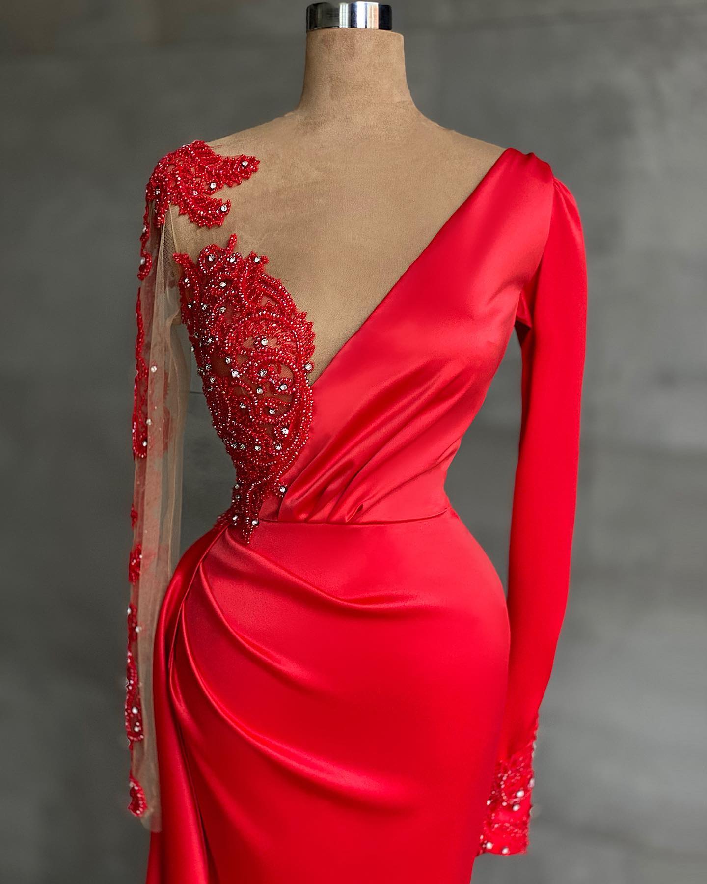 BMbridal Long Sleeves Appliques Mermaid Prom Dress