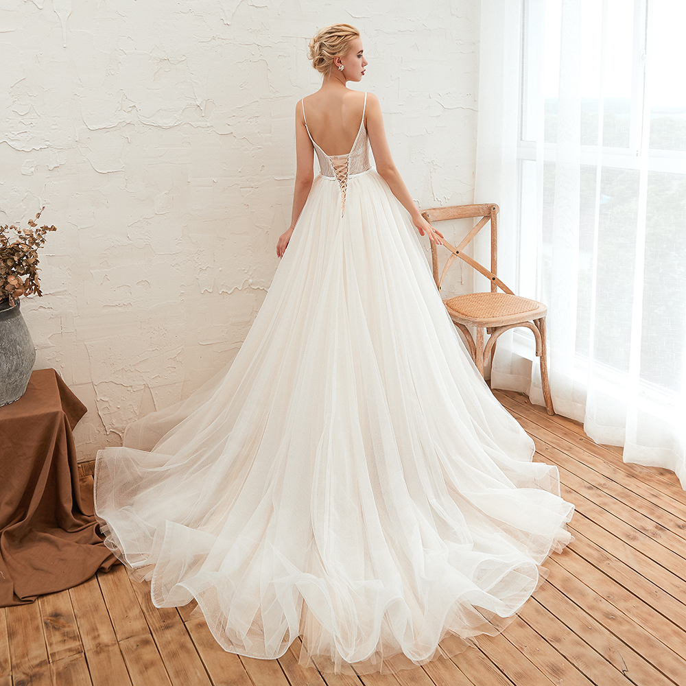 BMbridal Chic Spaghetti Straps V-Neck Ivory Tulle Wedding Dresses with Appliques