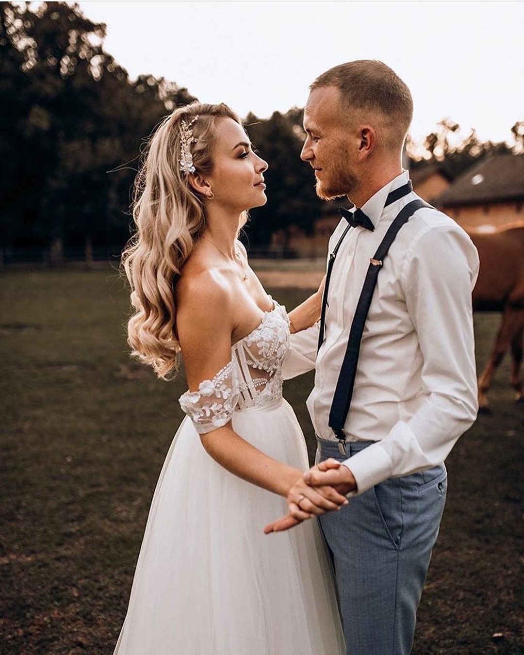 Bmbridal Off-the-Shoulder Tulle Wedding Dress Boho Lace Long-BMbridal