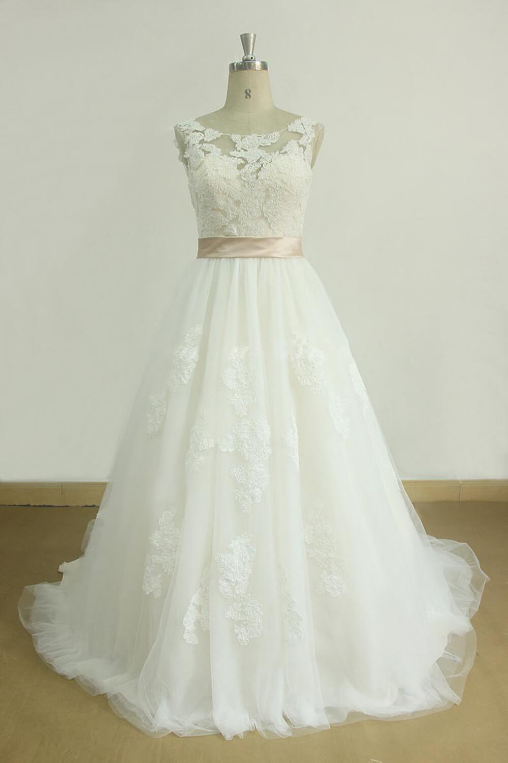 BMbridal Chic Jewel Lace Appliques Wedding Dress Sleeveless Tulle A-line Bridal Gowns On Sale