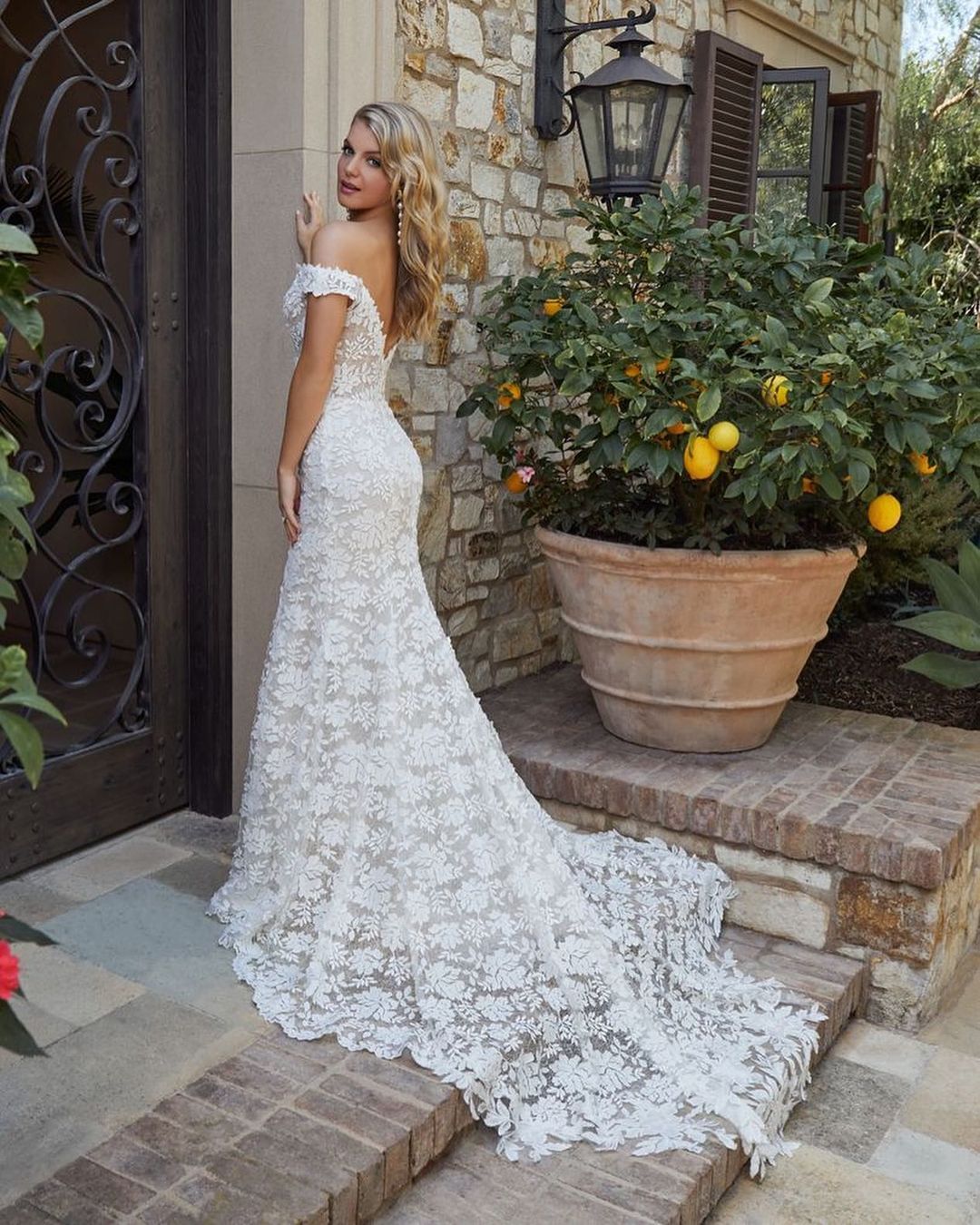BMbridal Lace Appliques Wedding Dress Mermaid Off-the-Shoulder-BMbridal