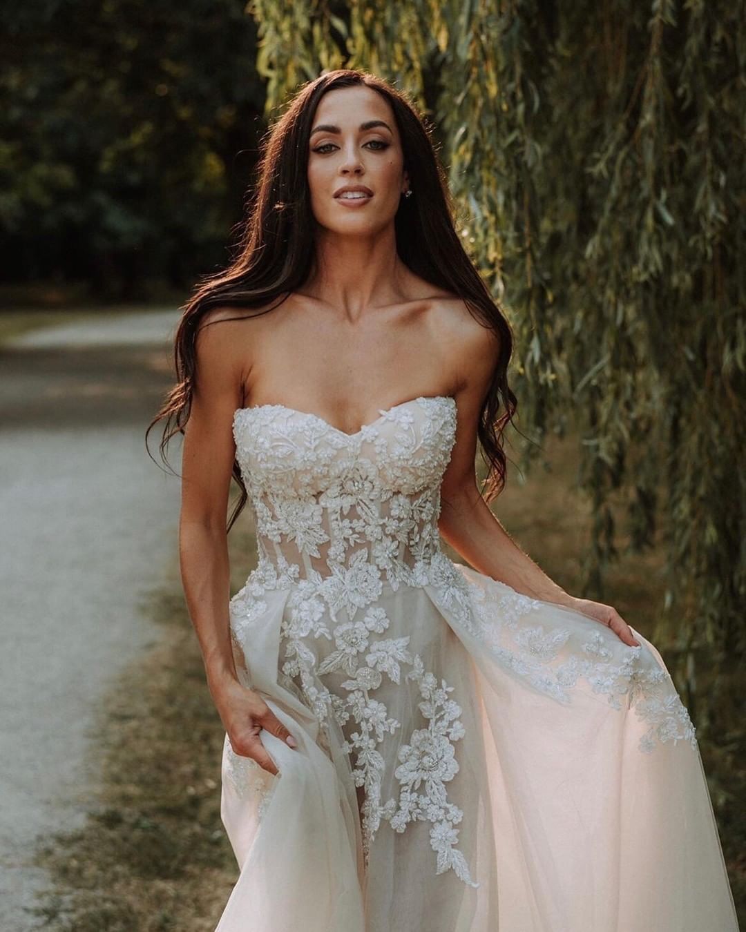 Bmbridal Sweetheart Champagne Wedding Dress Long Beach With Appliques-BMbridal