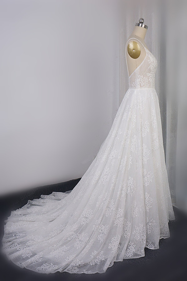 BMbridal Sexy Spaghetti Straps V-neck Lace Tulle Wedding Dress Sleeveless Appliques Backless Bridal Gowns Online-BMbridal