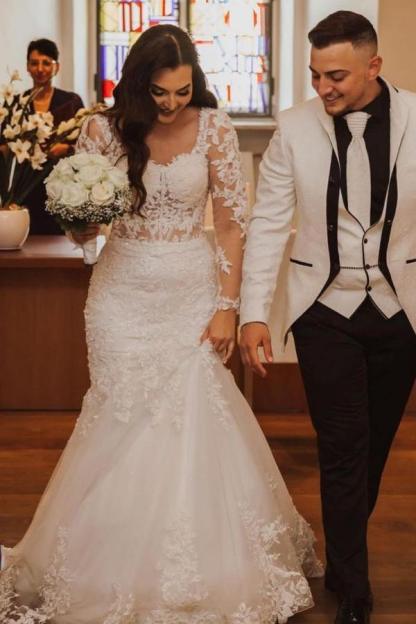 Vintage Long Lace Open Back Mermaid Wedding Dress with Sleeves
