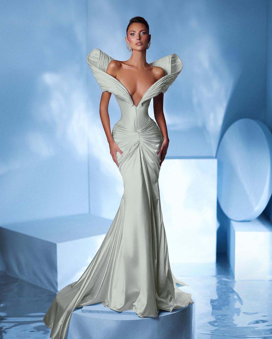 Off the Shoulder Sleeveless Mermaid Long Prom Dress With Pleated
