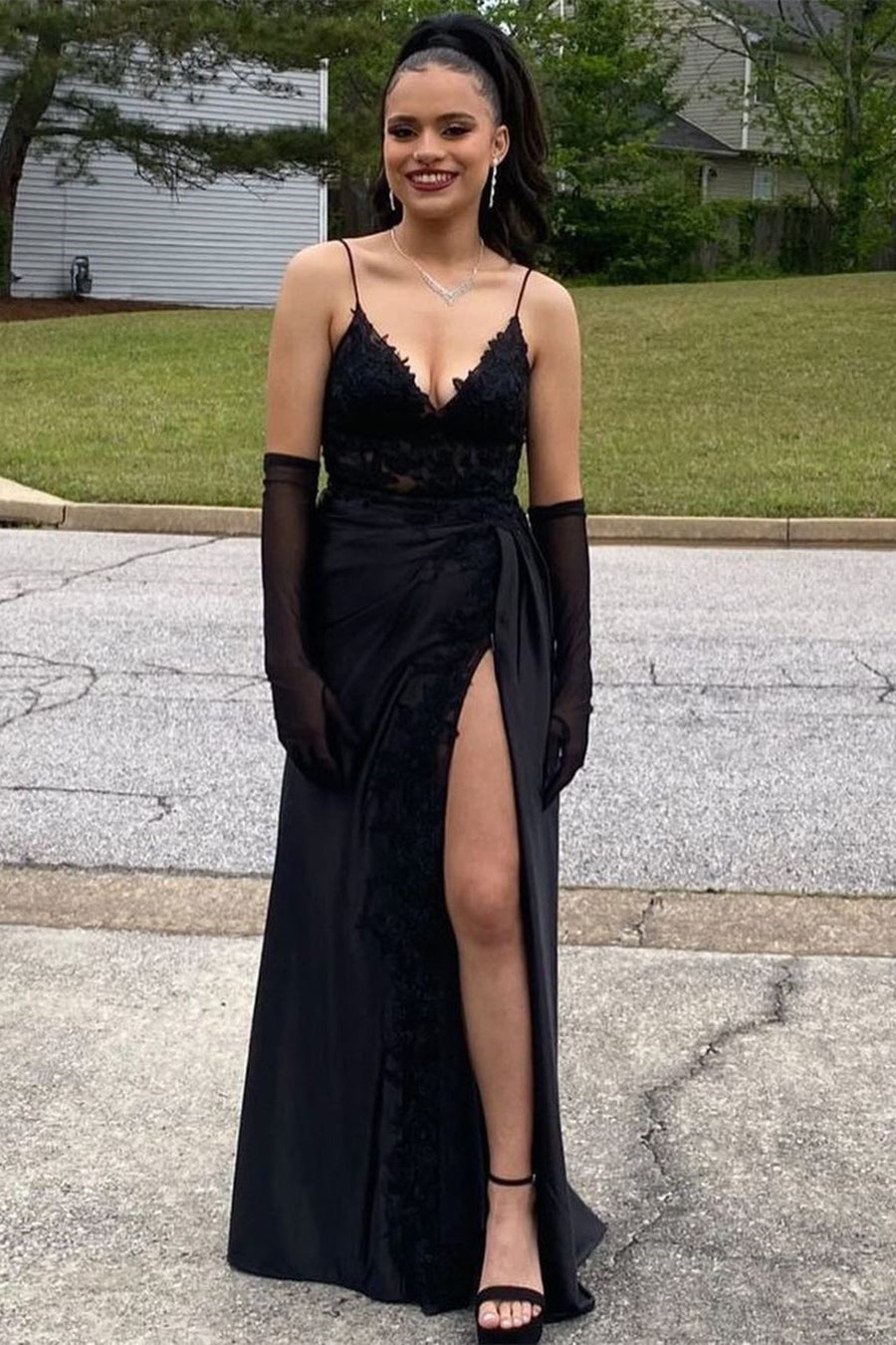 Amazing Long Black V-neck Spaghetti Straps Lace Sleeveless Prom Dress With Slit-BMbridal.com