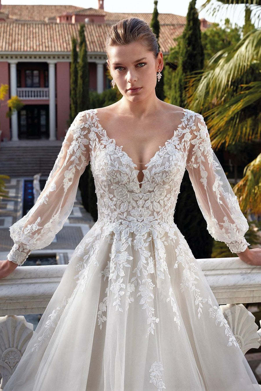 Amazing V-neck Backless Long Sleeves A-line Appliques Wedding Dress-BMbridal.com