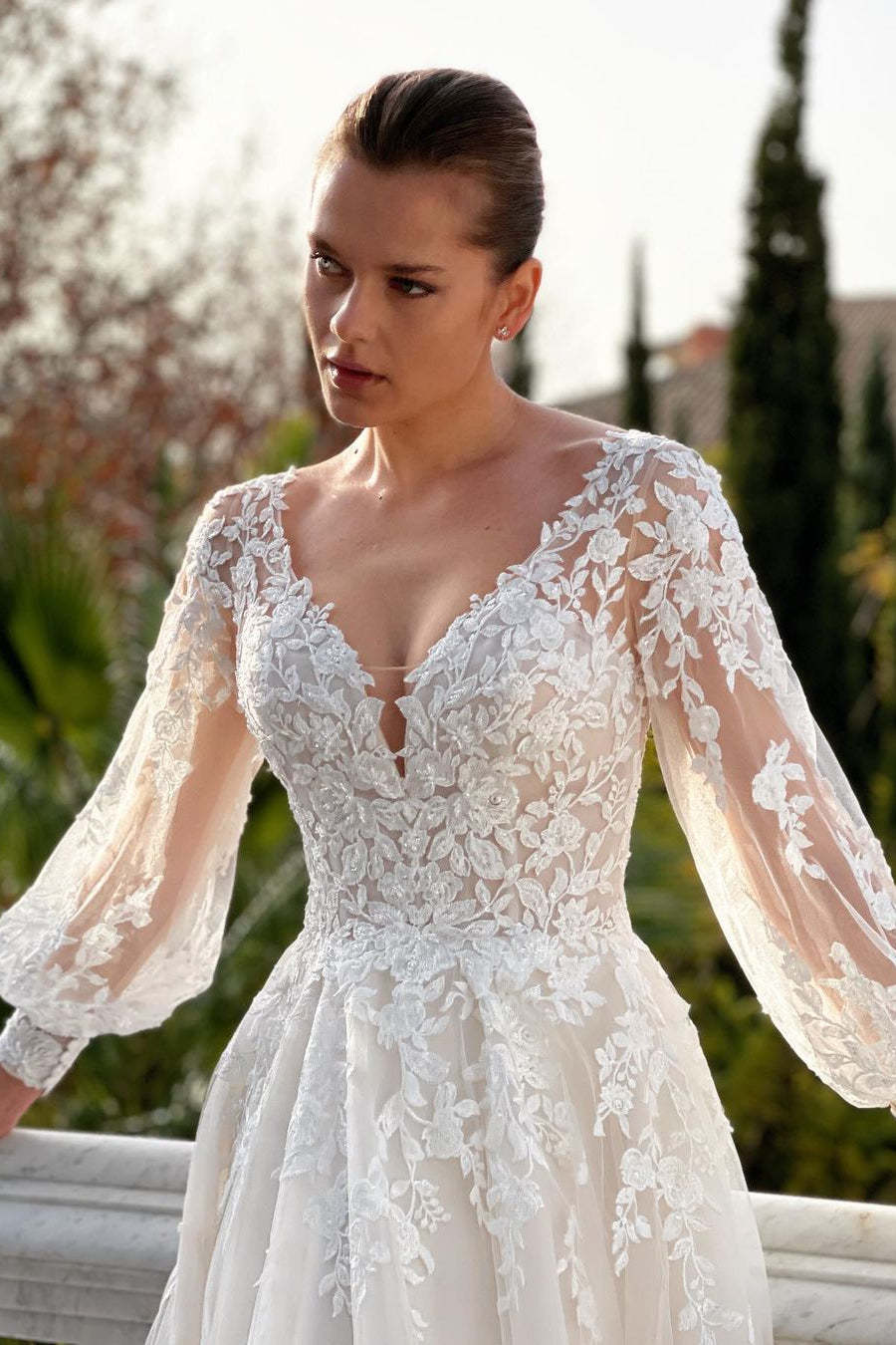 Amazing V-neck Backless Long Sleeves A-line Appliques Wedding Dress-BMbridal.com