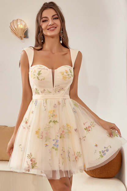Champagne Cute A Line Sweetheart Short Homecoming Dress