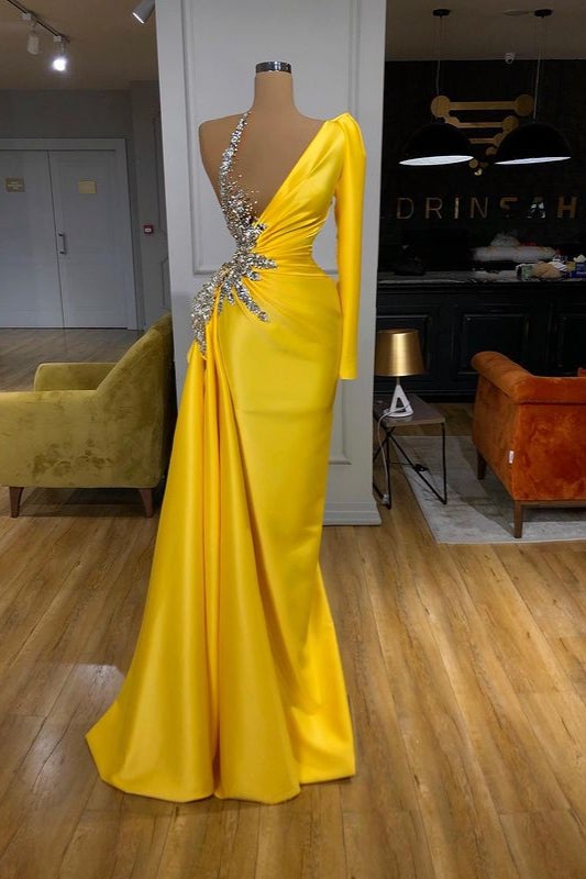 Charming Mermaid Yellow long Sleeves Pleated Long Prom Dress With Beadings