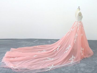 BMbridal Chic Peach Pink Tulle Lace Wedding Dress Cathedral Train Bridal Gowns On Sale