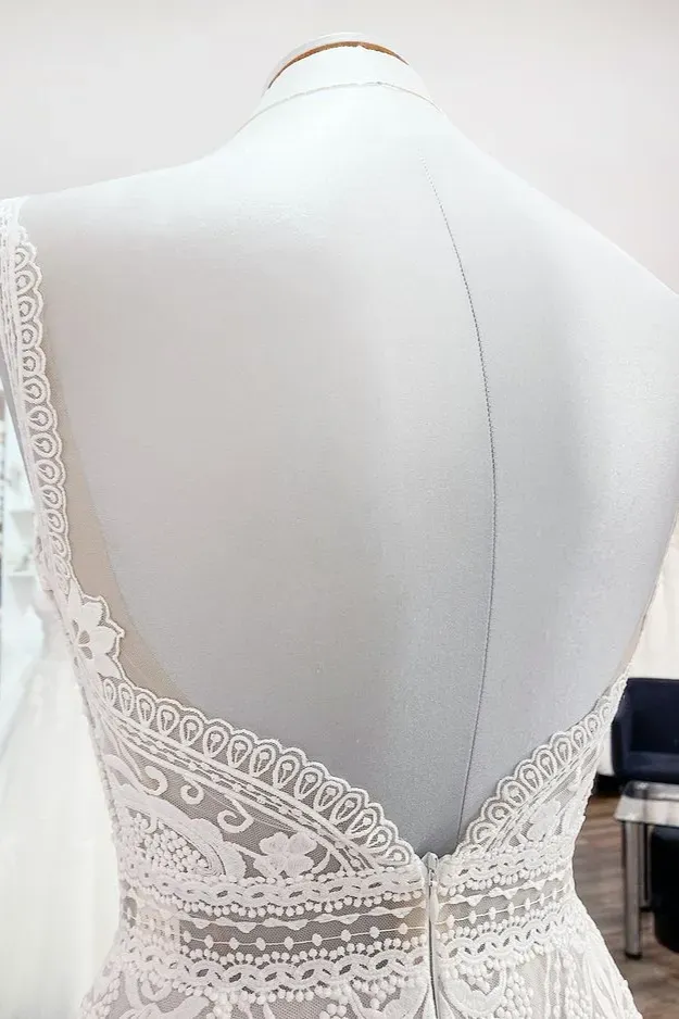Stylish Open Back Ruffles Long A-Line Wedding Dresses with Lace Tulle
