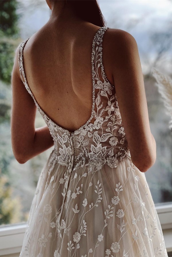 Bmbridal Beautiful V-Neck Wedding Dress Lace Sleeveless Online-BMbridal