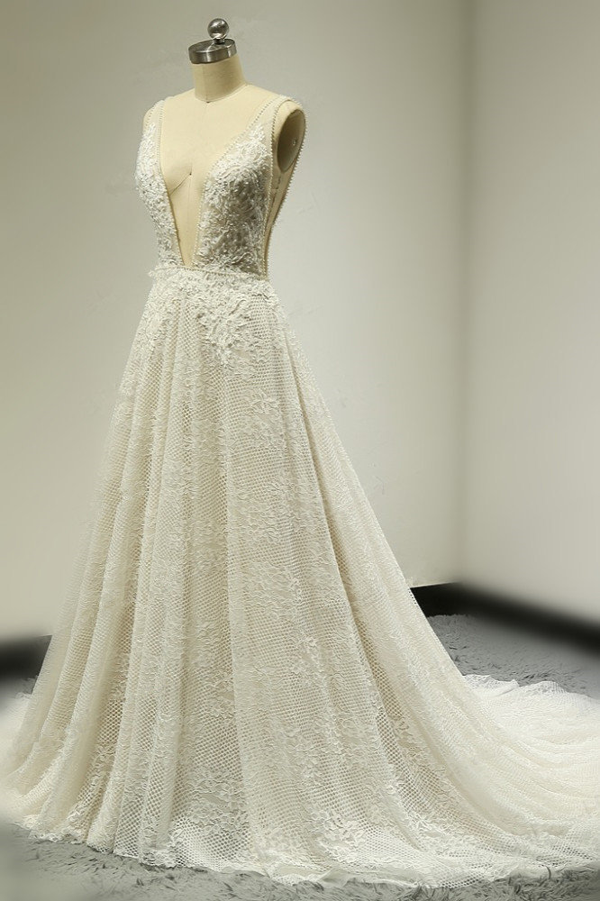 BMbridal Sexy Tulle Deep-V-Neck Lace Wedding Dress Sleeveless Appliques Pearls Bridal Gowns On Sale-BMbridal