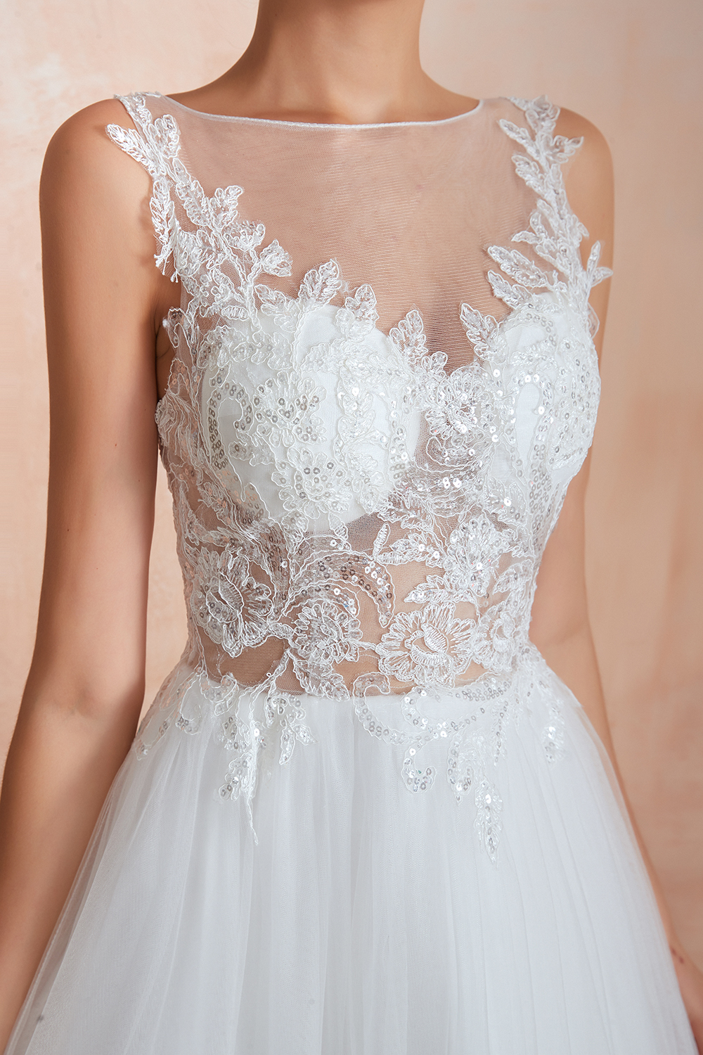 BMbridal Exquisite Sequins White Tulle Affordable Wedding Dresses with Appliques