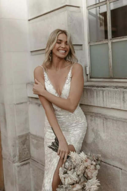 Beautiful Floral Lace Mermaid Sleeveless V-Neck Side Slit Wedding Dress-BMbridal.com