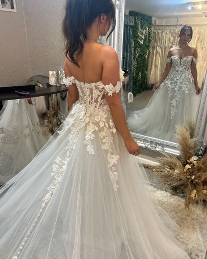 Beautiful Long Off-the-shoulder A-line Appliques Wedding Dress With Train-BMbridal.com
