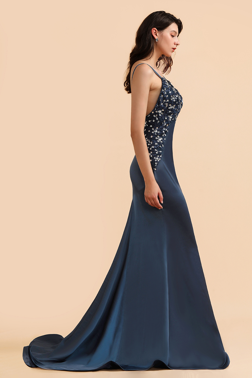 BMbridal Affordable Spaghetti Straps V-Neck Prom Dresses Sleeveless Appliques Beadings Party Dresses Online-BMbridal