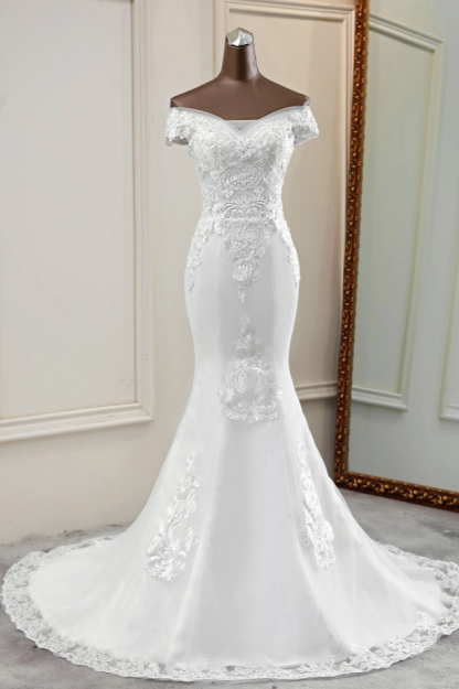 BMbridal Elegant Off-the-Shoulder Sleeveless White Mermaid Wedding Dresses with Beadings