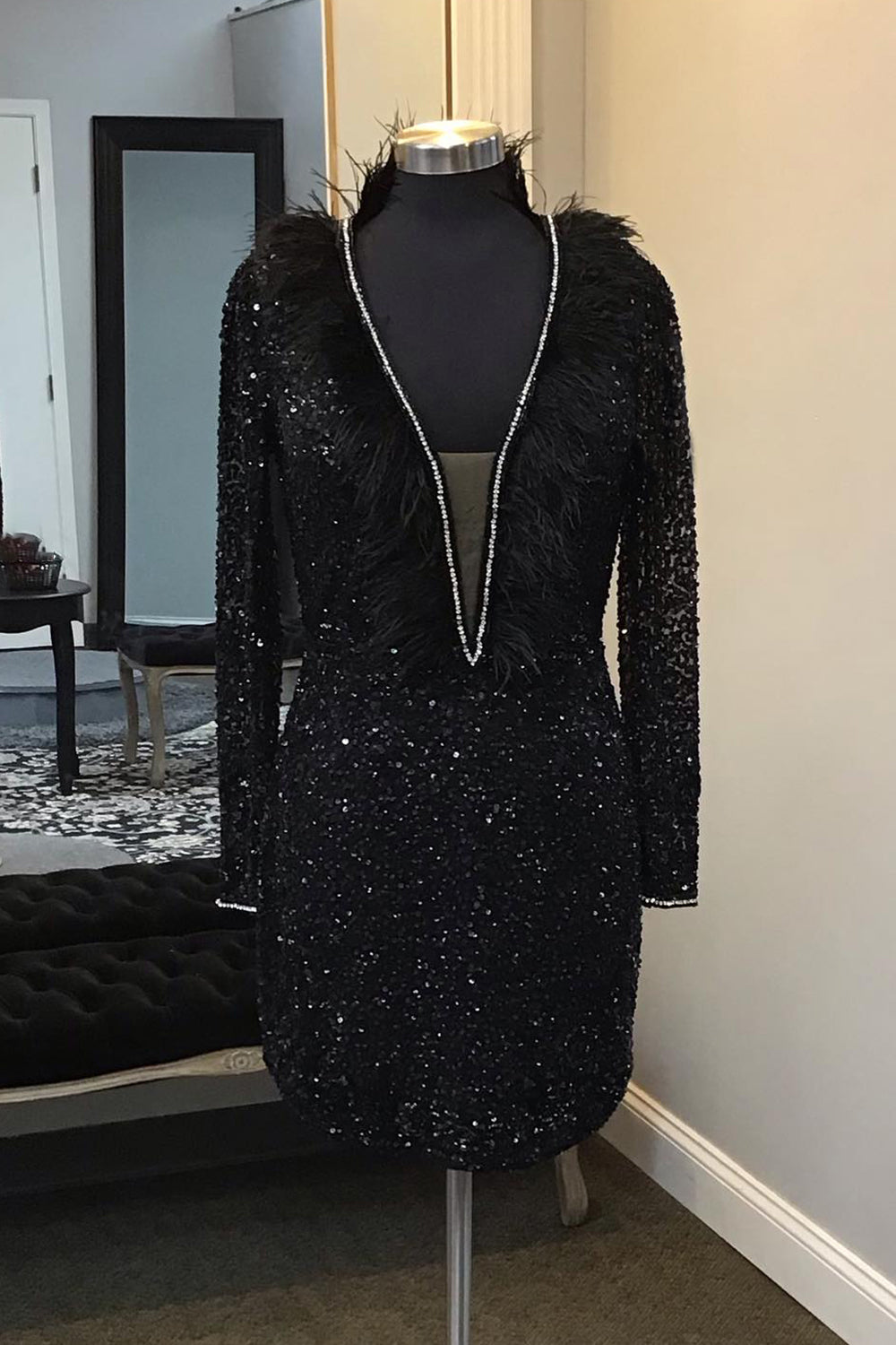Sparkly Black Long Sleeves Sequins Tight Beaded Short Homecoming Dress with Feathers-BMbridal
