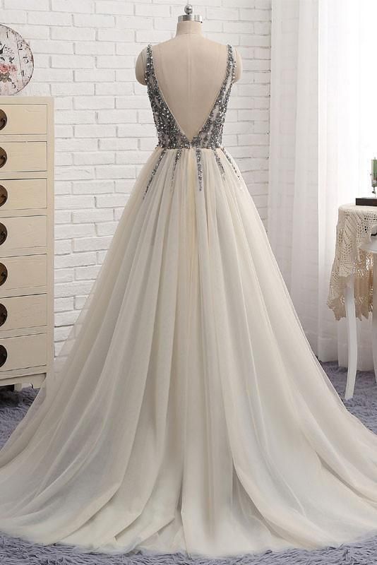 BMbridal Elegant V-Neck Sleeveless Prom Dress With Appliques Long Tulle Evening Gowns