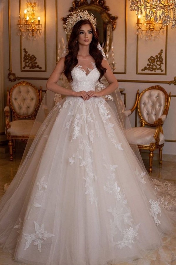 Charming Bateau Tulle Floor-Length A-Line Wedding Dress with Appliques Lace