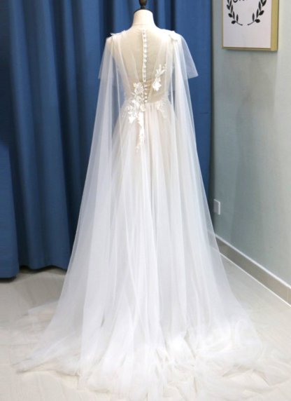 BMbridal Glamorous White Tulle V-Neck Beach Wedding Dress A Line Flower Bridal Gowns On Sale