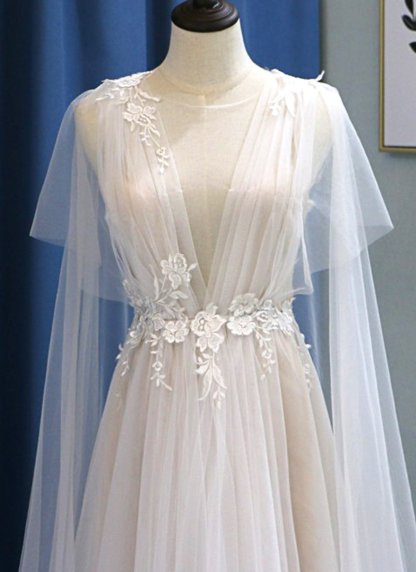 BMbridal Glamorous White Tulle V-Neck Beach Wedding Dress A Line Flower Bridal Gowns On Sale