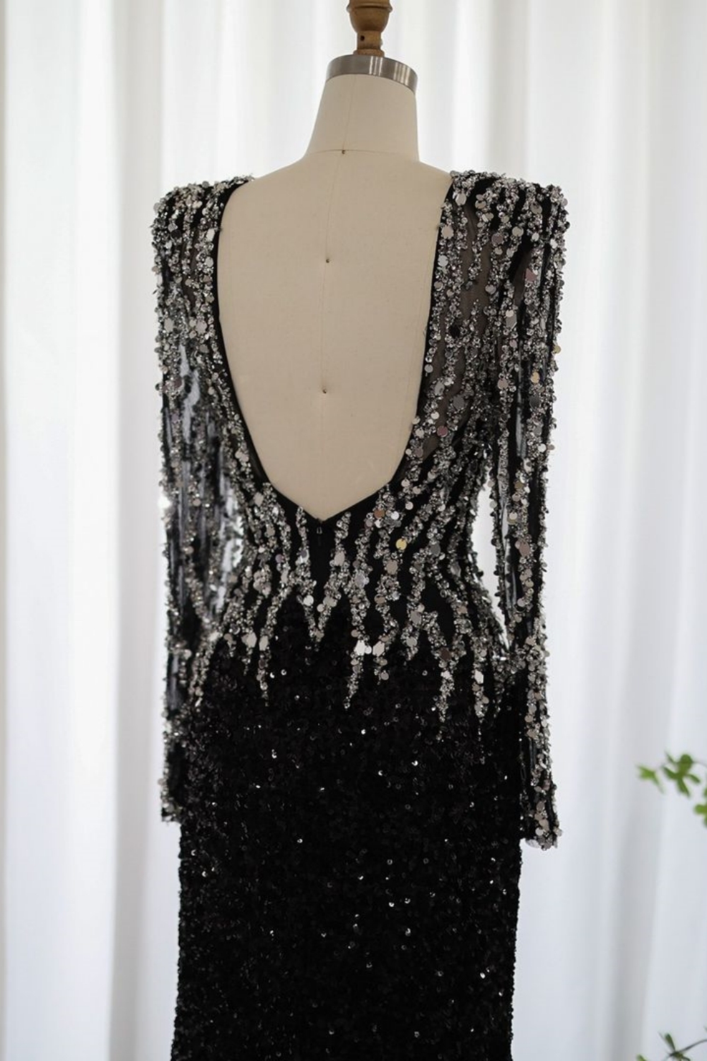 Bmbridal Black FLoor-Length Long Sleeves V-Neck Prom Dresses with Beadings