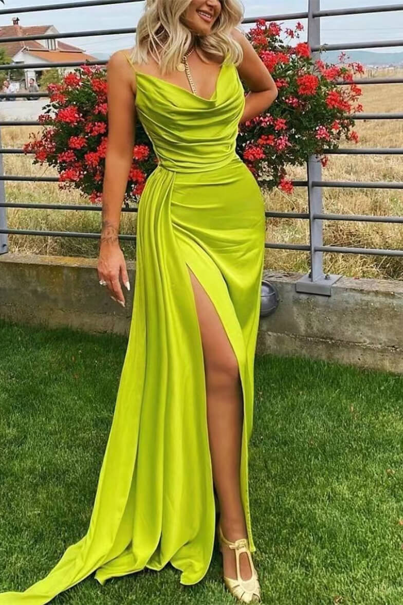 Charming Green Sleeveless Spaghetti Strap Mermaid Pleated Prom Dress With Split