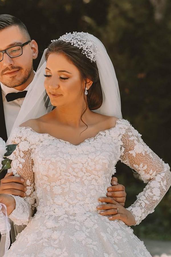 Bmbridal Long Sleeves V-Neck Ball Gown Wedding Dress With Appliques-BMbridal