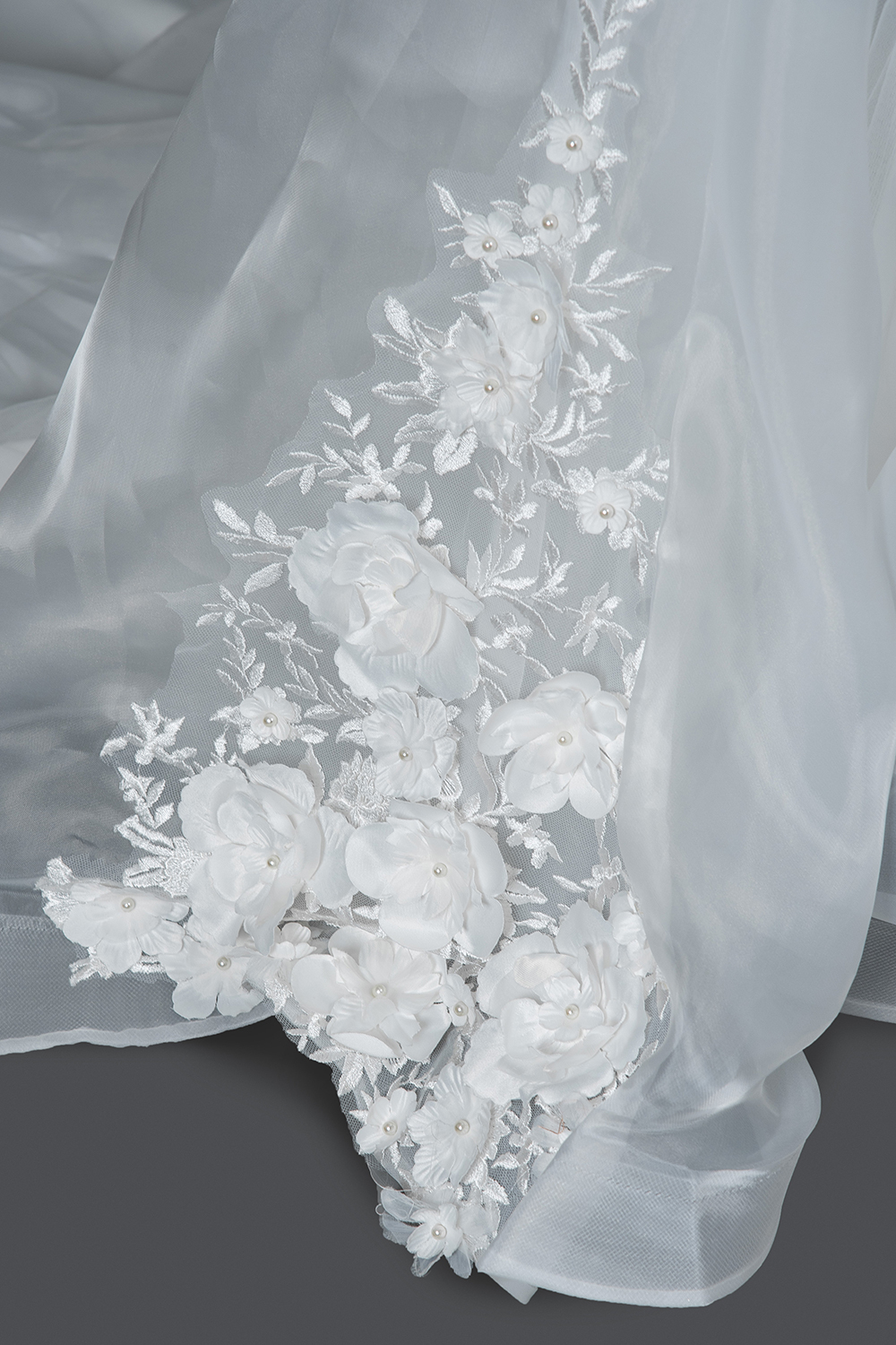 Bmbridal Appliques Flowers Wedding Dress Ball Gown Tulle-BMbridal