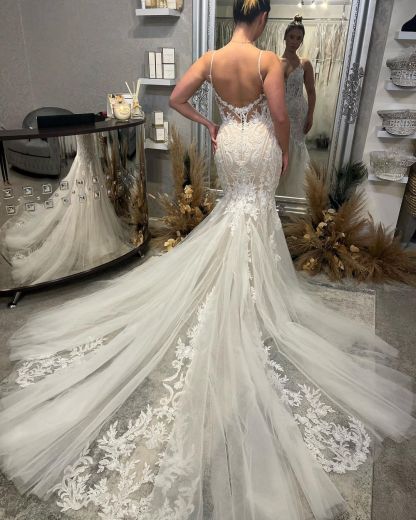 Chic Floor Length V-Neck Spaghetti Straps Sleeveless Mermaid Wedding Dress with Chapel Train-BMbridal
