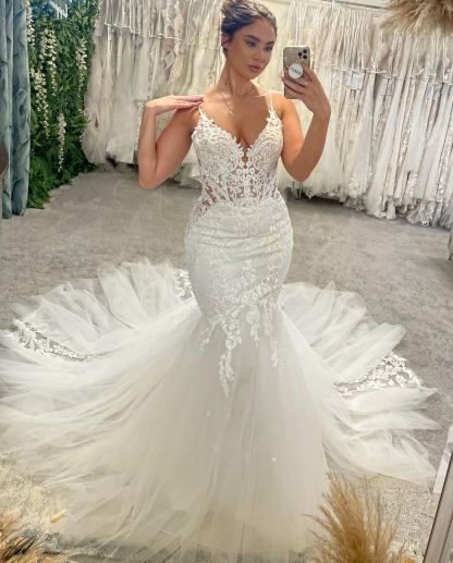 Chic Floor Length V-Neck Spaghetti Straps Sleeveless Mermaid Wedding Dress with Chapel Train-BMbridal
