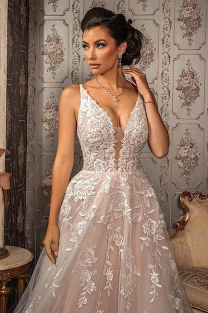 Classy V-neck Appliques Lace Spaghetti Straps Sleeveless A-Line Wedding Dresses-BMbridal.com