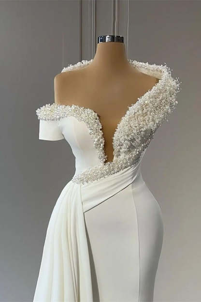 Classy V-neck Off-the-shoulder Beading Sleeveless Mermaid Wedding Dresses-BMbridal.com
