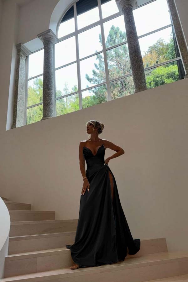 Strapless Sleeveless Long Mermaid Prom Dress With Split Pleated