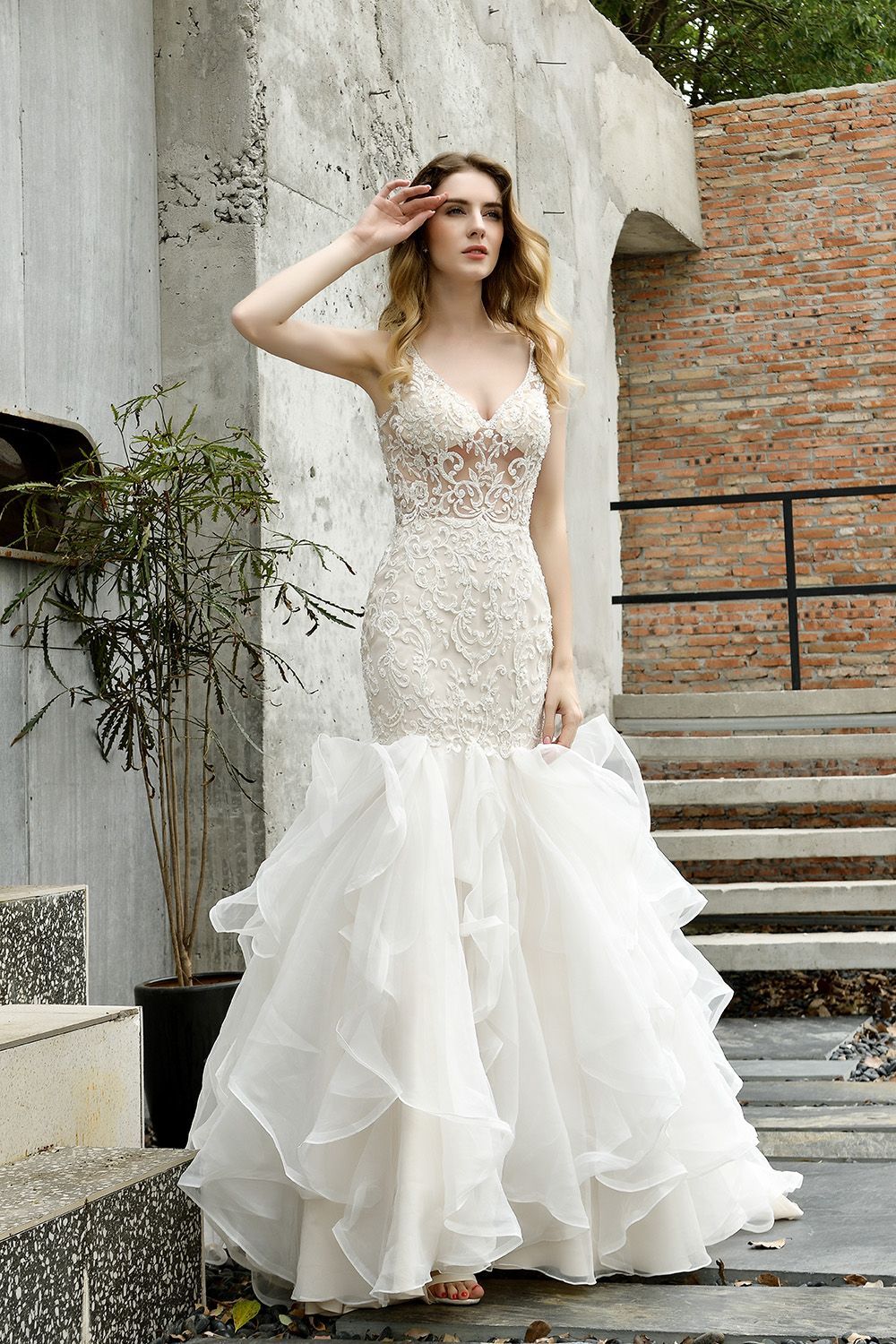 BMbridal Elegant Mermaid Tulle Lace White Wedding Dresses with Appliques